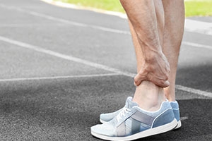 Guide to Foot and Ankle Arthritis Surgery: Ankle Replacement Options Explained